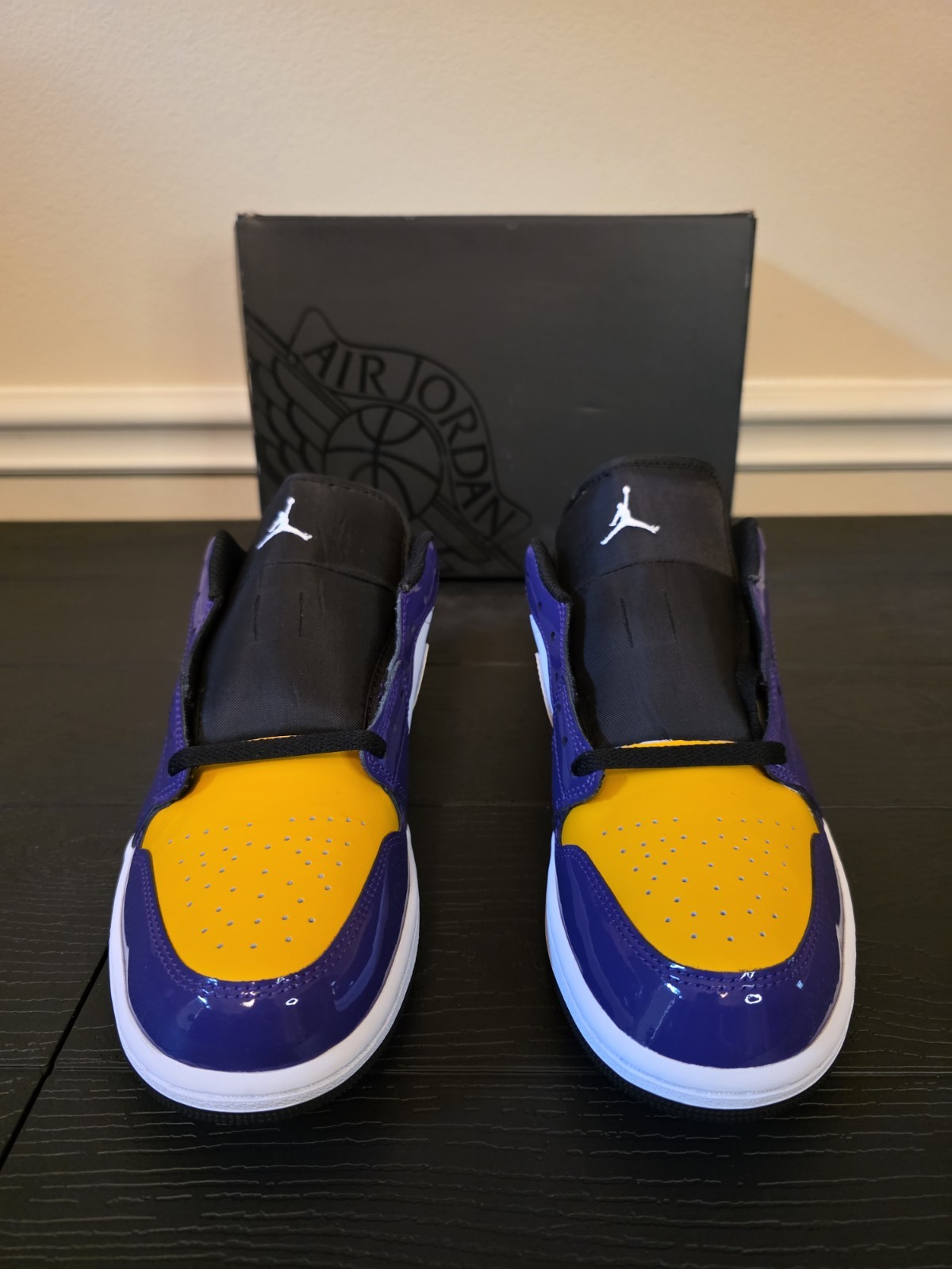 Jordan Air Jordan 1 Low SE Court Purple University Gold Sneaker IQ9389-547 - Image 3