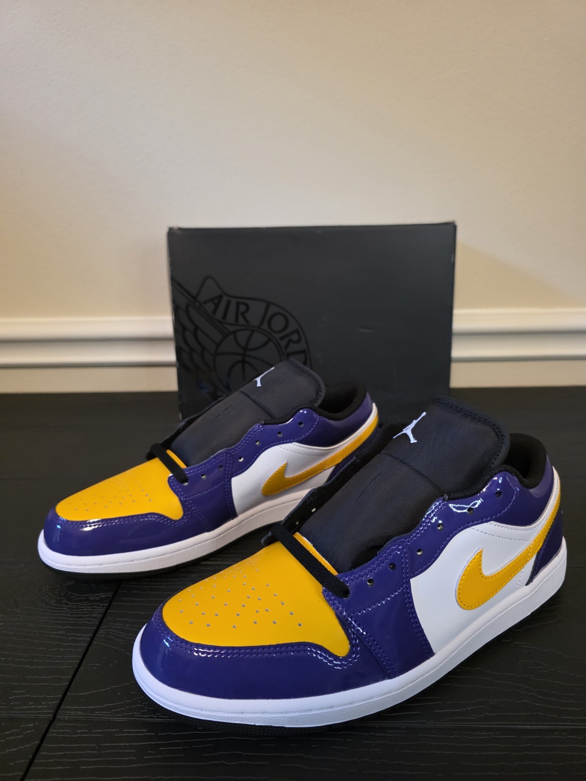 Jordan Air Jordan 1 Low SE Court Purple University Gold Sneaker IQ9389-547 - Image 5