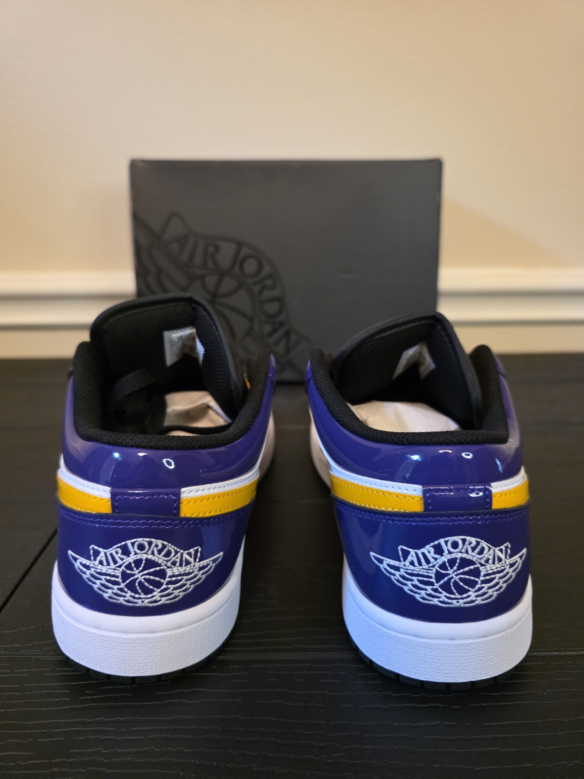 Jordan Air Jordan 1 Low SE Court Purple University Gold Sneaker IQ9389-547 - Image 8