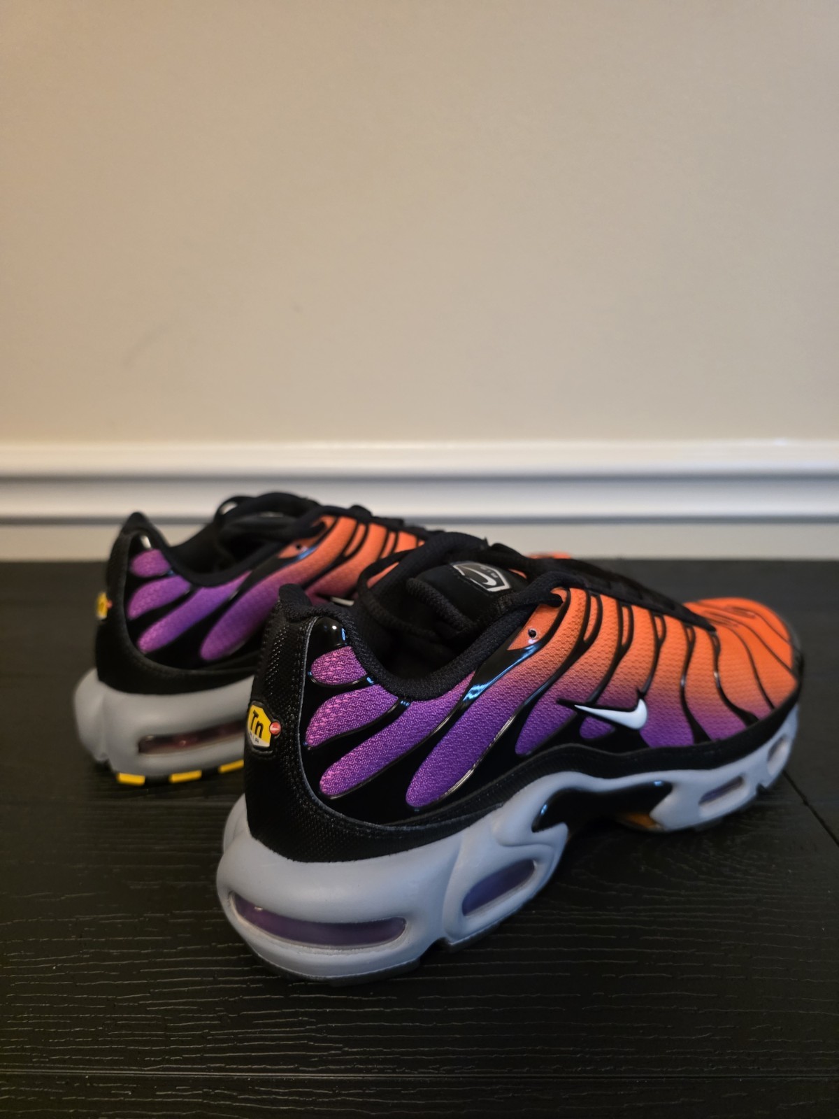 Nike Air Max Plus Total Orange Vivid Purple Black/Gray Men's Sneakers DM0032-014 - Image 10