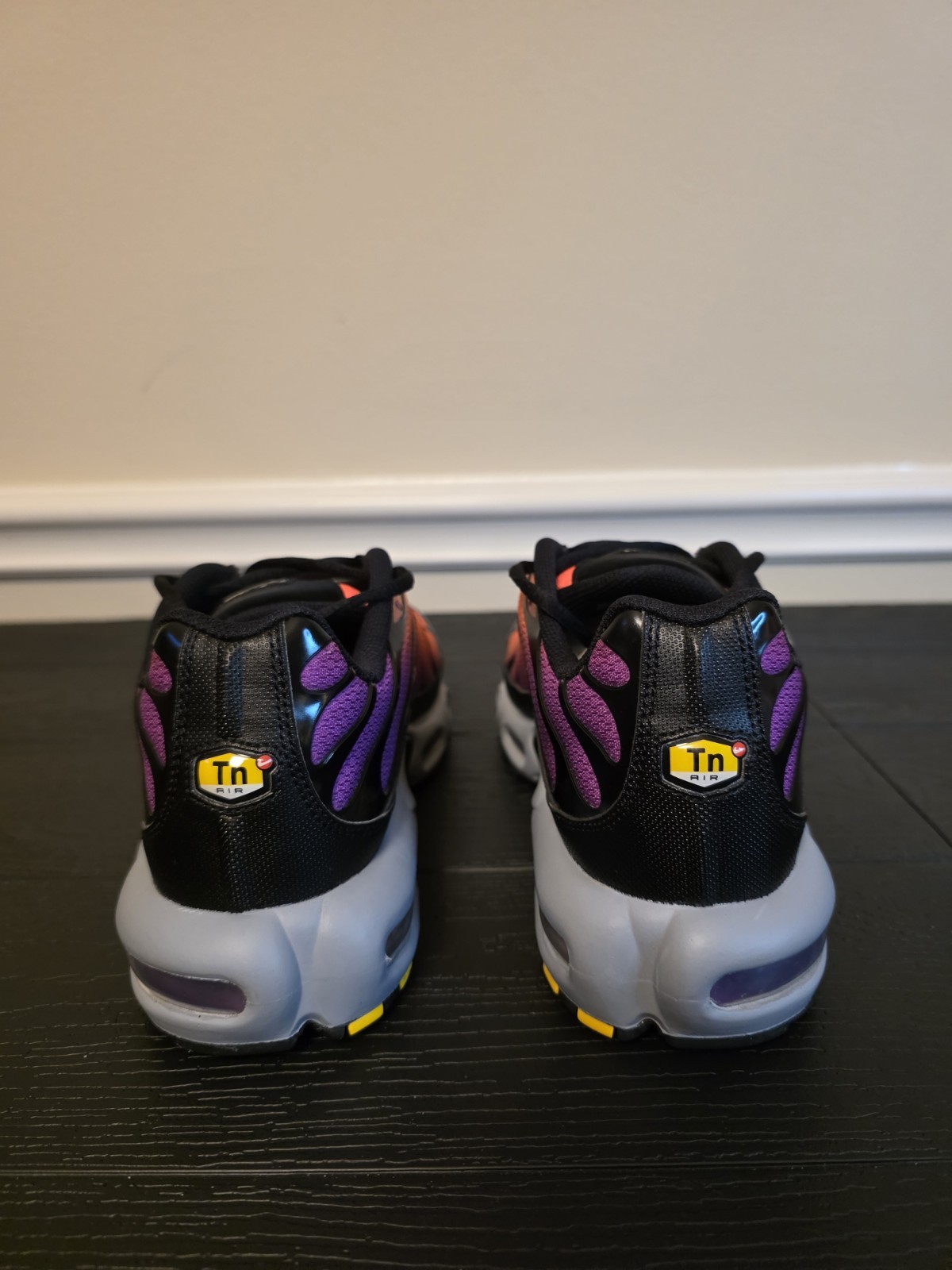 Nike Air Max Plus Total Orange Vivid Purple Black/Gray Men's Sneakers DM0032-014 - Image 7
