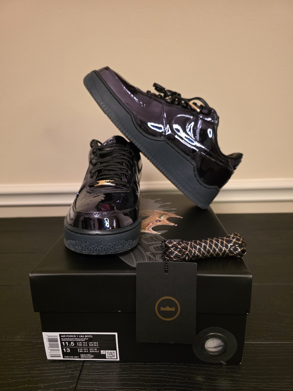 Nike LeBron James x Air Force 1 Low NYC Black/Metallic Gold Men's IO6129-001 - Image 3