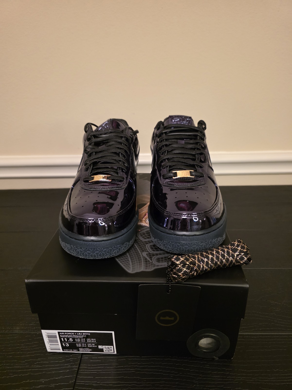 Nike LeBron James x Air Force 1 Low NYC Black/Metallic Gold Men's IO6129-001 - Image 4
