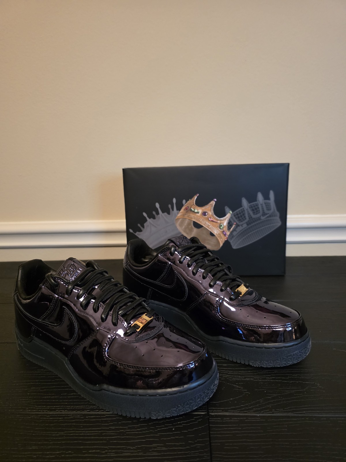 Nike LeBron James x Air Force 1 Low NYC Black/Metallic Gold Men's IO6129-001 - Image 6