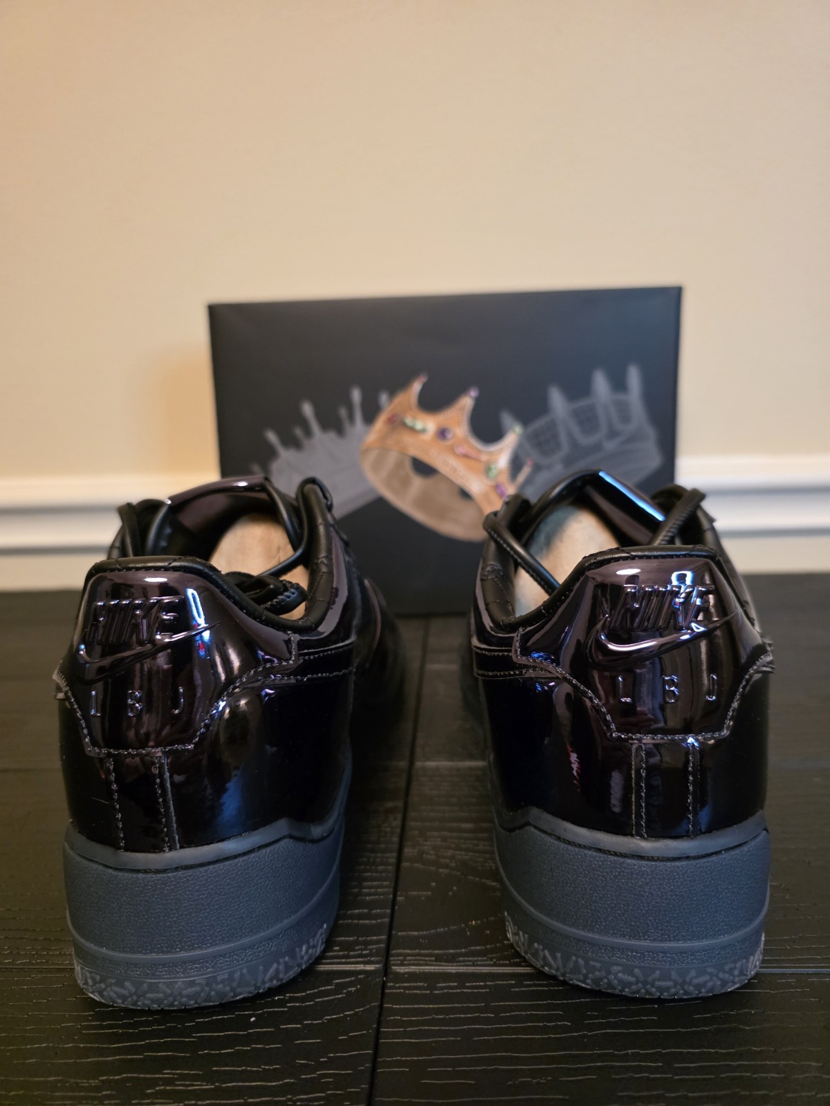 Nike LeBron James x Air Force 1 Low NYC Black/Metallic Gold Men's IO6129-001 - Image 8