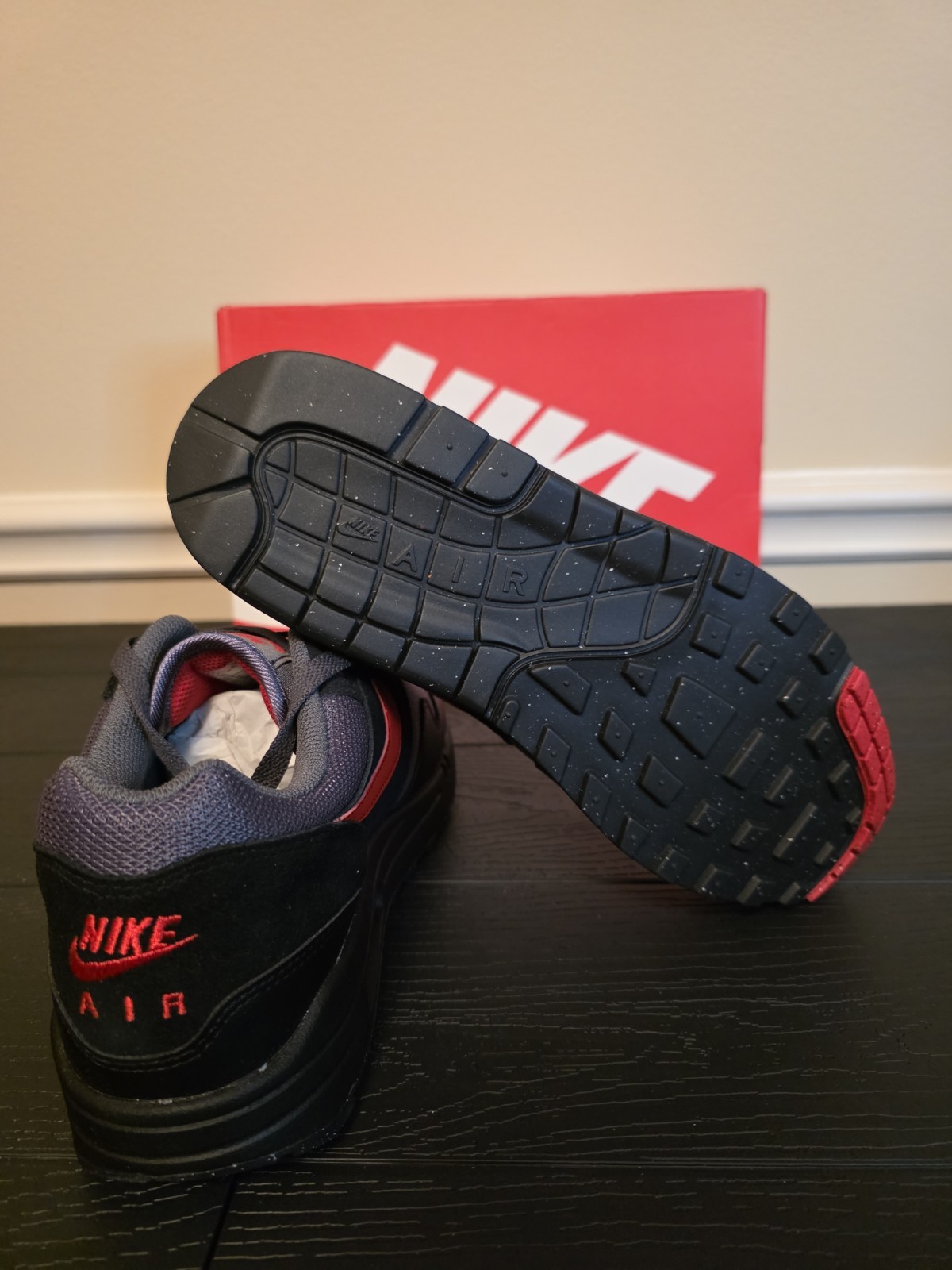 Nike Air Max 1 Essential "Vamps" Black/University Red-Iron Grey FZ5808-008 - Image 8