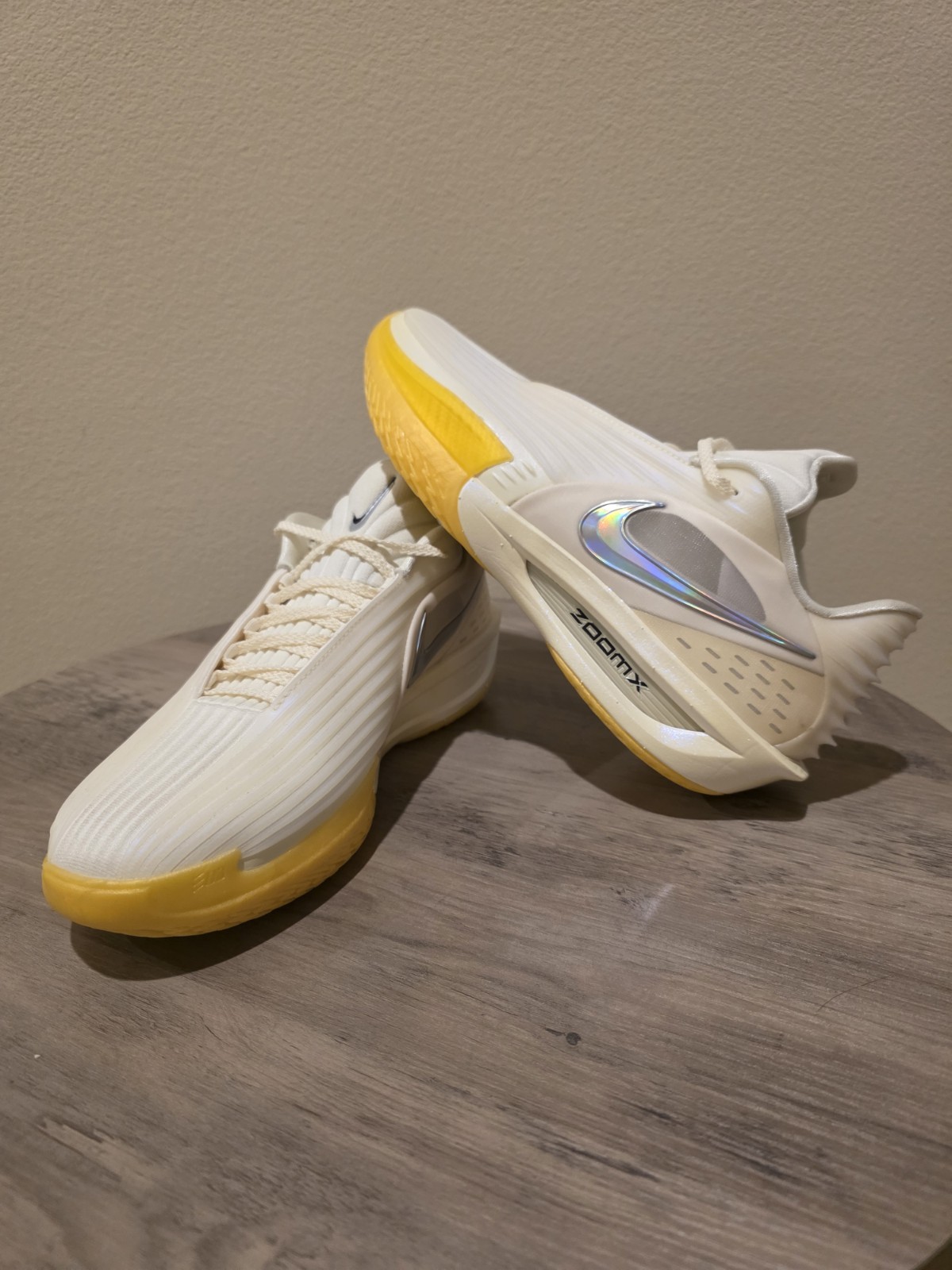 Nike Air Zoom GT Cut 3 Turbo JuJu Watkins Coconut Milk Men's 9.5 II3704-100
