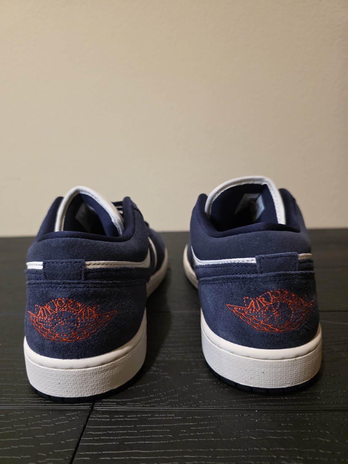 Air Jordan 1 Low SE Obsidian Suede IO7448-400 NEW 🔥 Men's Size 13 box w/o lid - Image 3