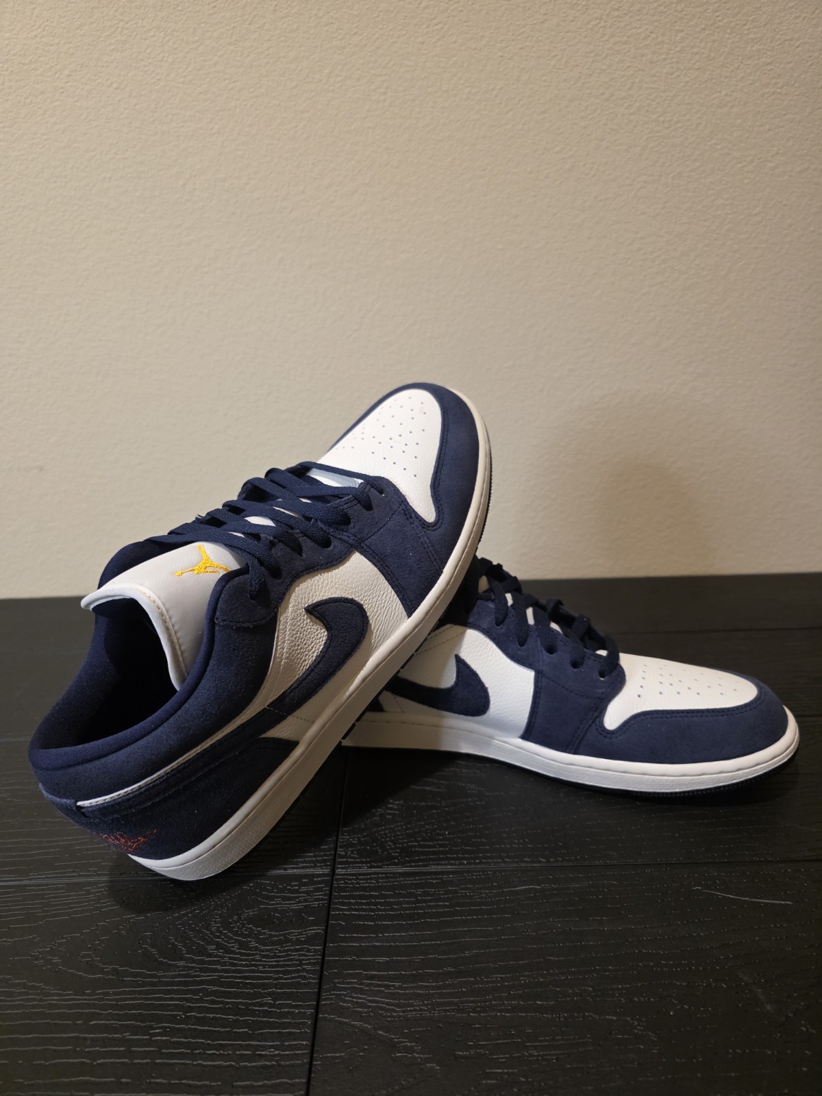 Air Jordan 1 Low SE Obsidian Suede IO7448-400 NEW 🔥 Men's Size 13 box w/o lid - Image 6