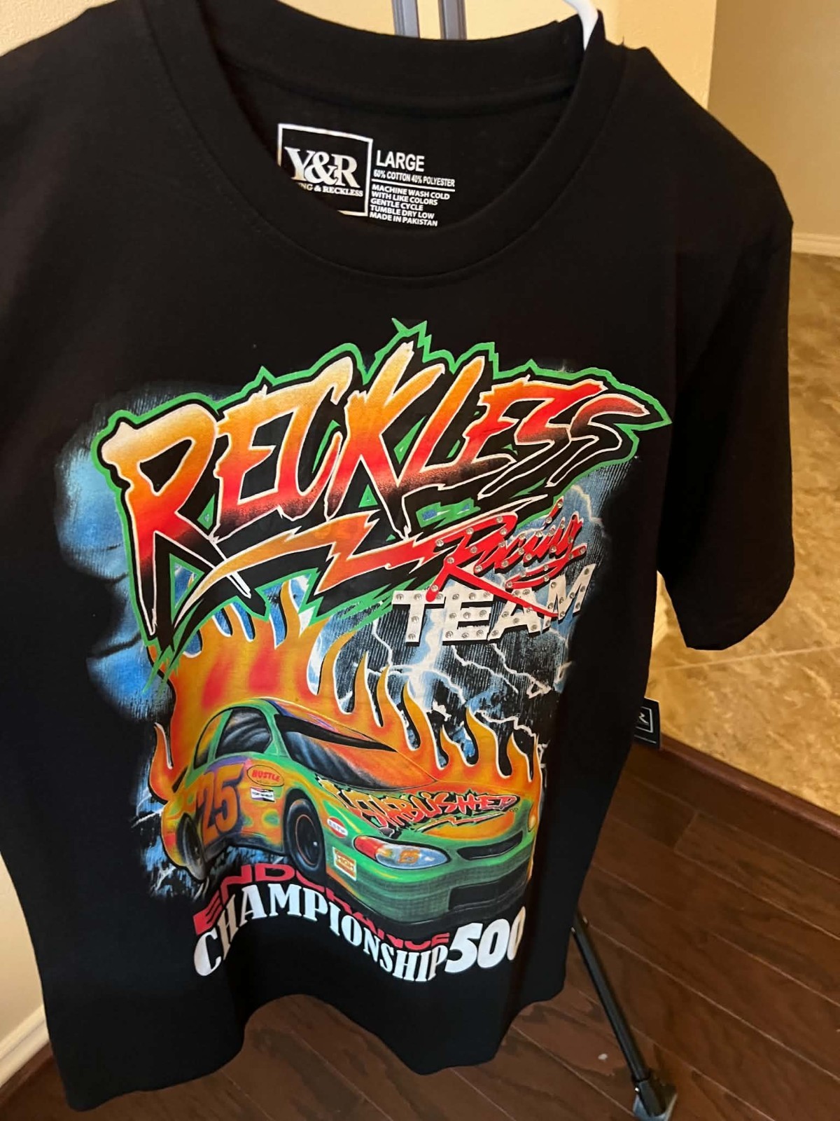 Young & Reckless Racing Team Graphic Print T-Shirt Men's L Black Crew