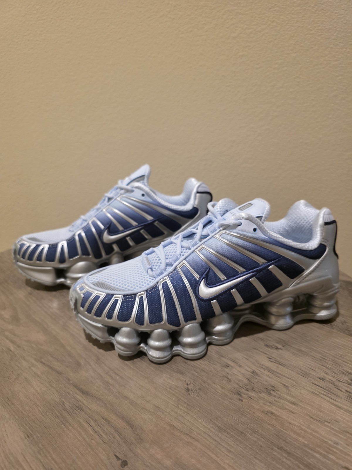 Nike Women's Shox TL Fade ‘Light Blue’ IH1336-403 New Wmn Sz 7 - Image 3