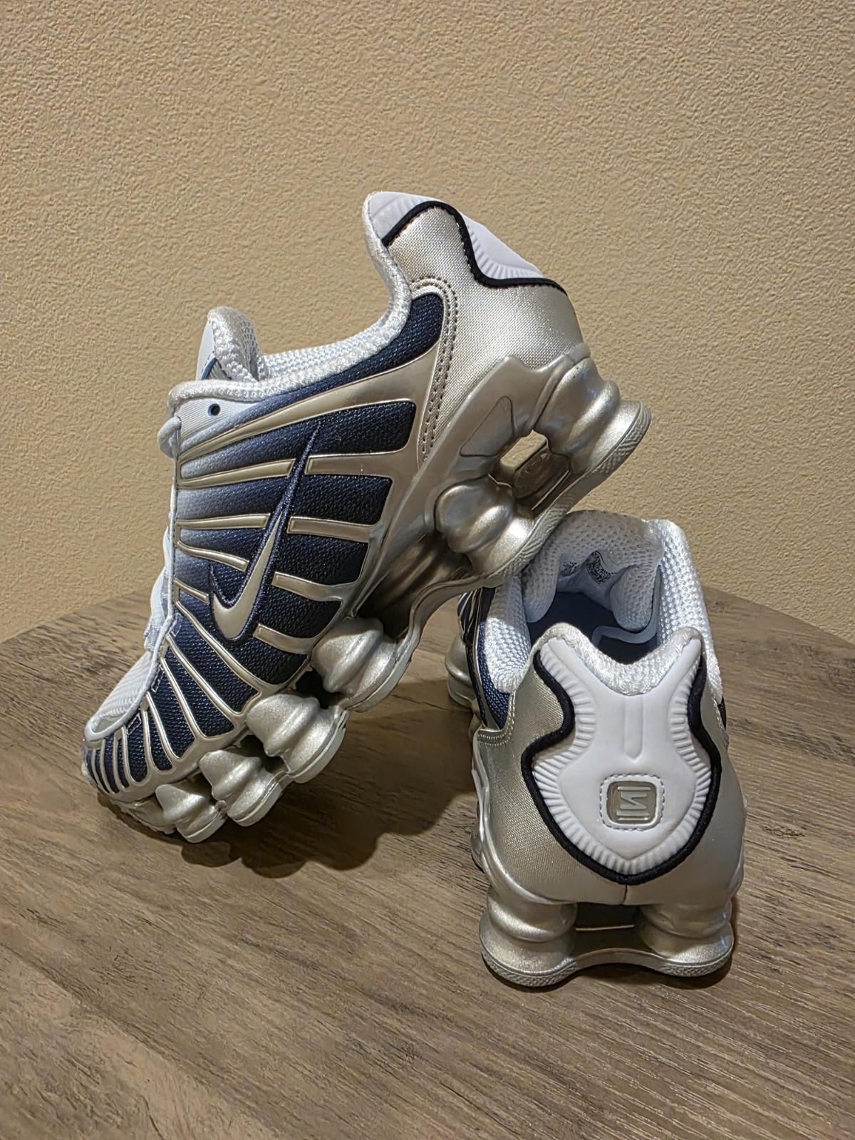 Nike Women's Shox TL Fade ‘Light Blue’ IH1336-403 New Wmn Sz 7 - Image 4