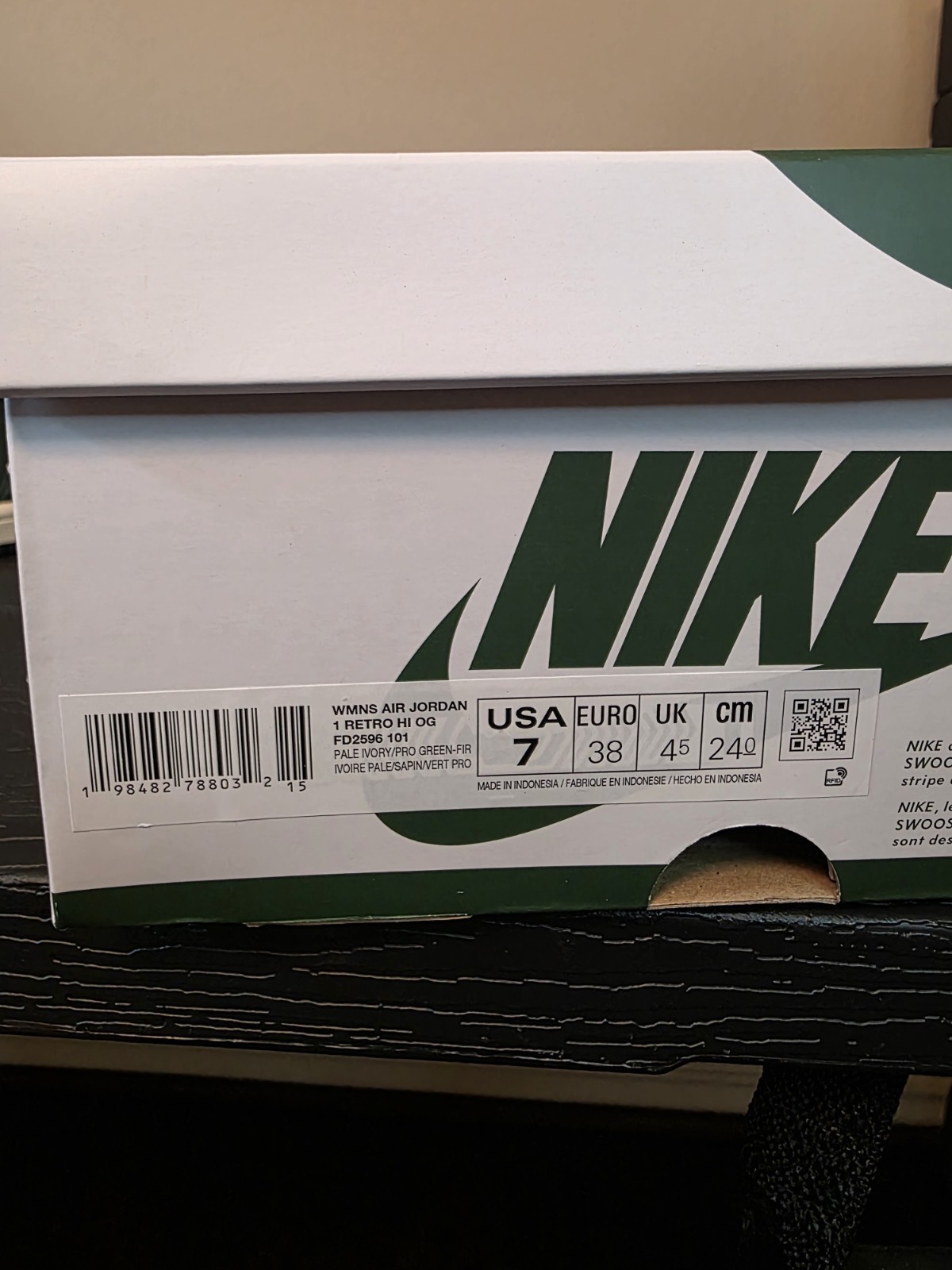 Jordan Women's Air Jordan 1 Retro Hi OG Fir Pro Green FD2596-101 Size 7 - Image 11