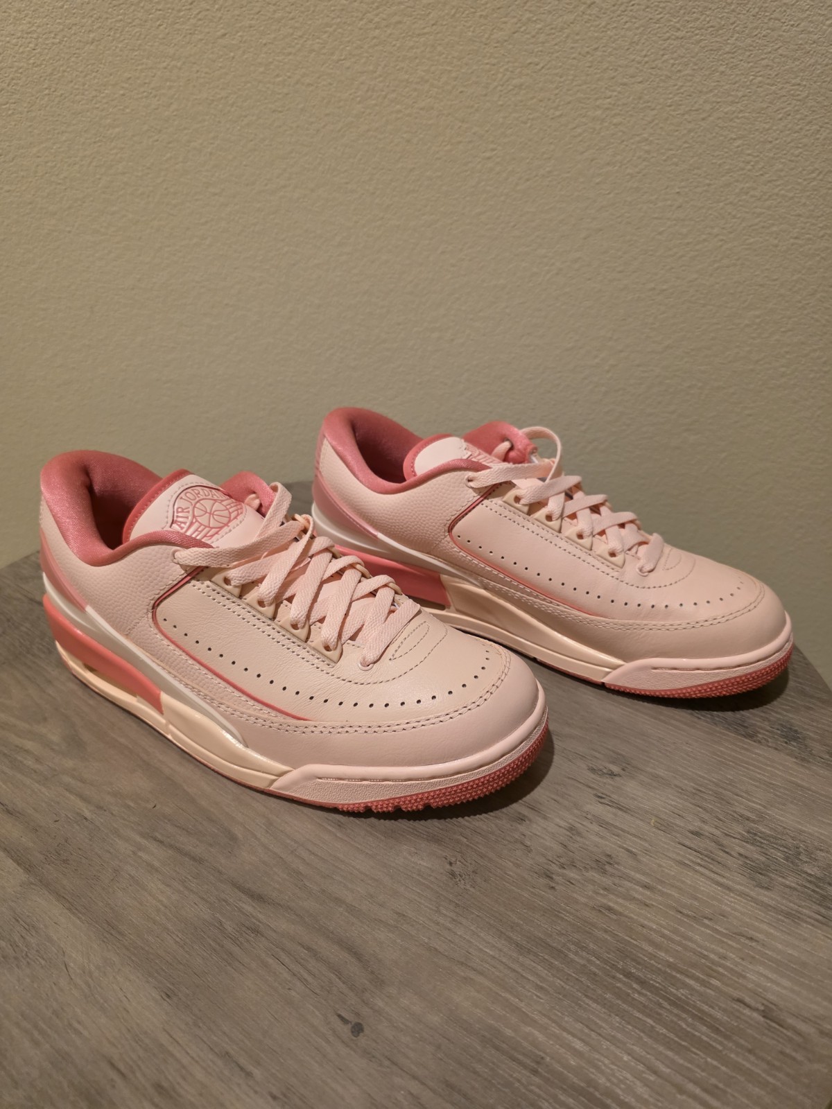 NEW NIKE AIR JORDAN Women's 2/3 Washed Coral Sneakers Shoes Size 10 FZ4122-600 - Image 2