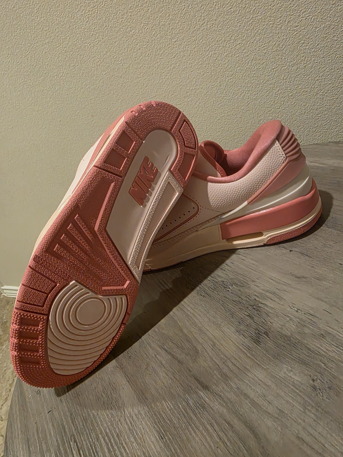NEW NIKE AIR JORDAN Women's 2/3 Washed Coral Sneakers Shoes Size 10 FZ4122-600 - Image 5