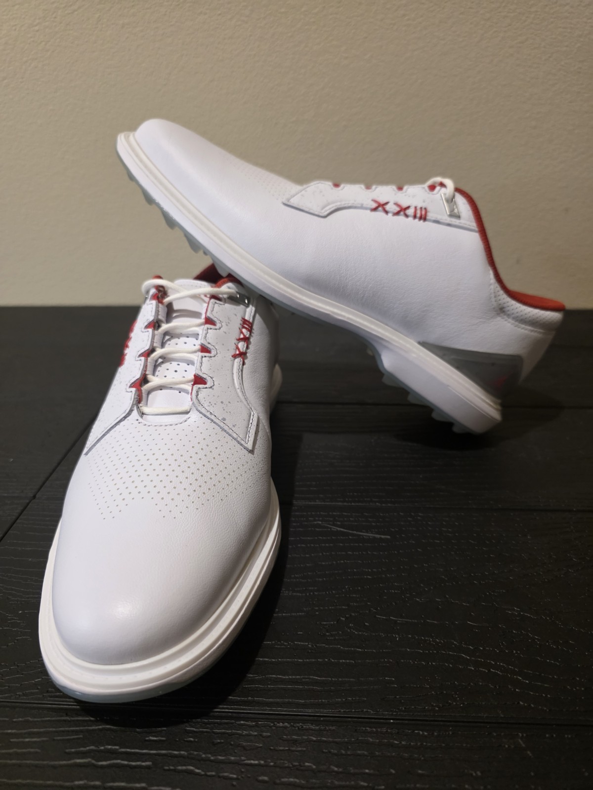 Nike Air Jordan ADG 5 Spikeless Golf Shoes Men Size 12 FQ7874-101 White / Red