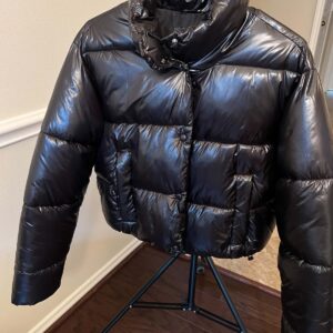 Zara Black Quilted Cropped Puffer Jacket Women’s Size S Button Closure