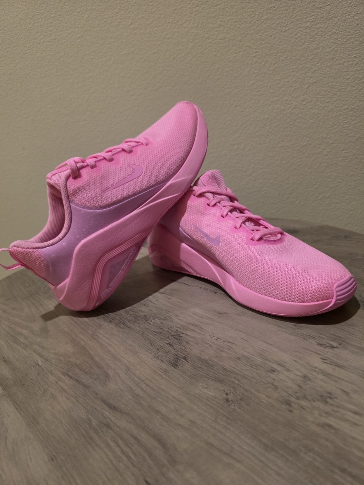 Women’s Nike Bella 7 Air Zoom Training Shoes Sneakers 🔥 Pink Spell, New Size 7