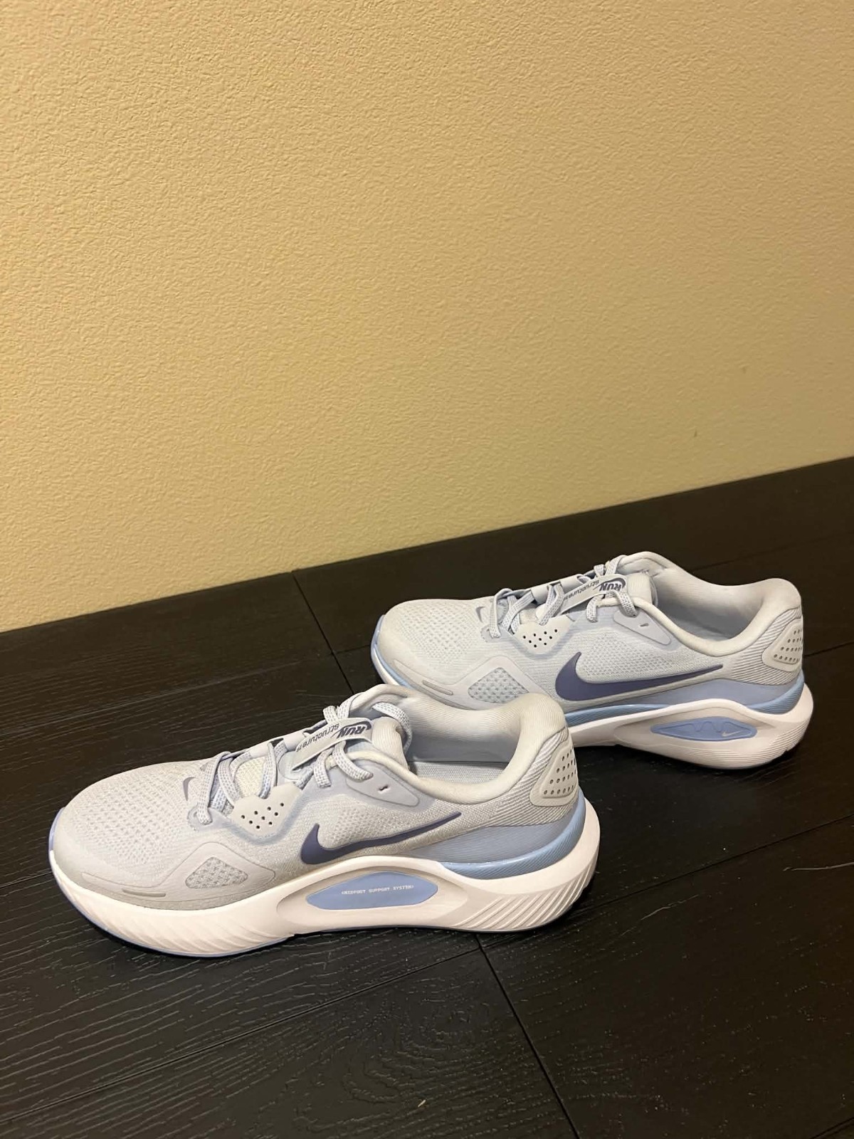 Nike Air Zoom Structure 26 Running Womens Size 9 Football Grey Indigo HJ1101-004 - Image 2