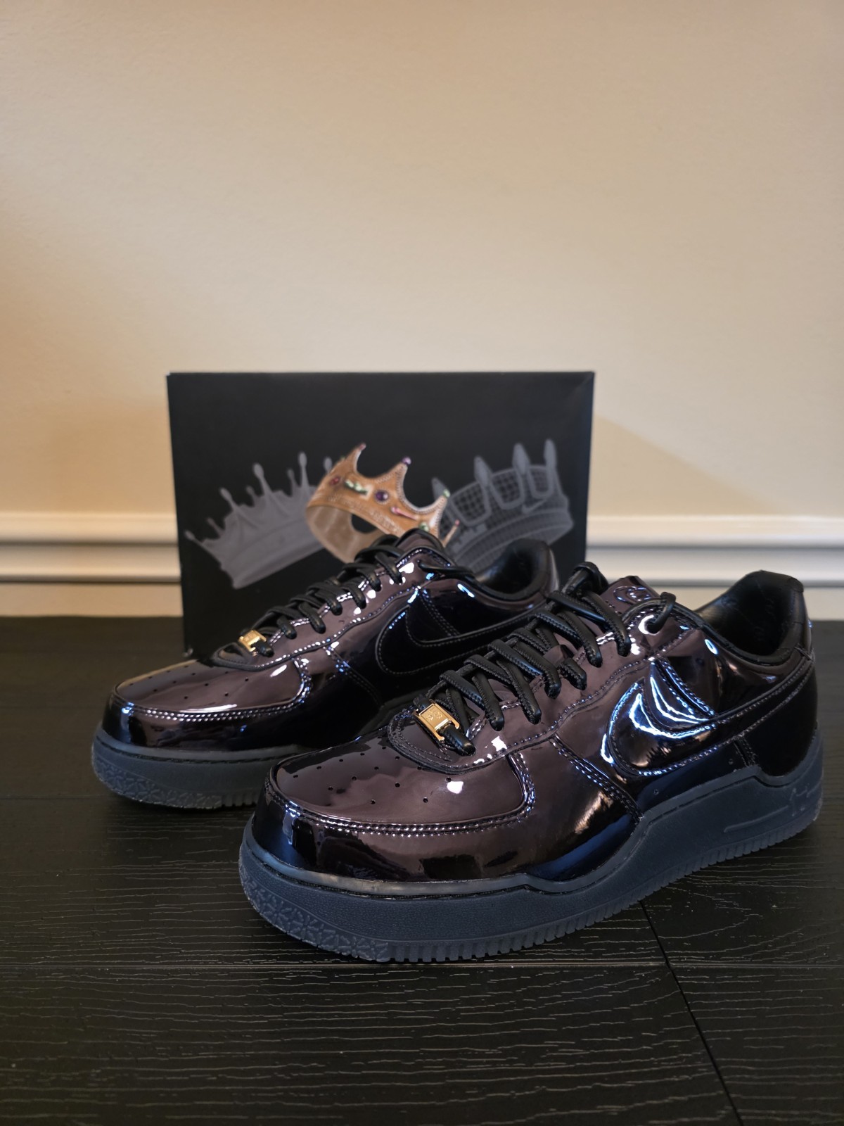 Nike LeBron James x Air Force 1 Low NYC Black/Metallic Gold IO6129-001 - Image 6