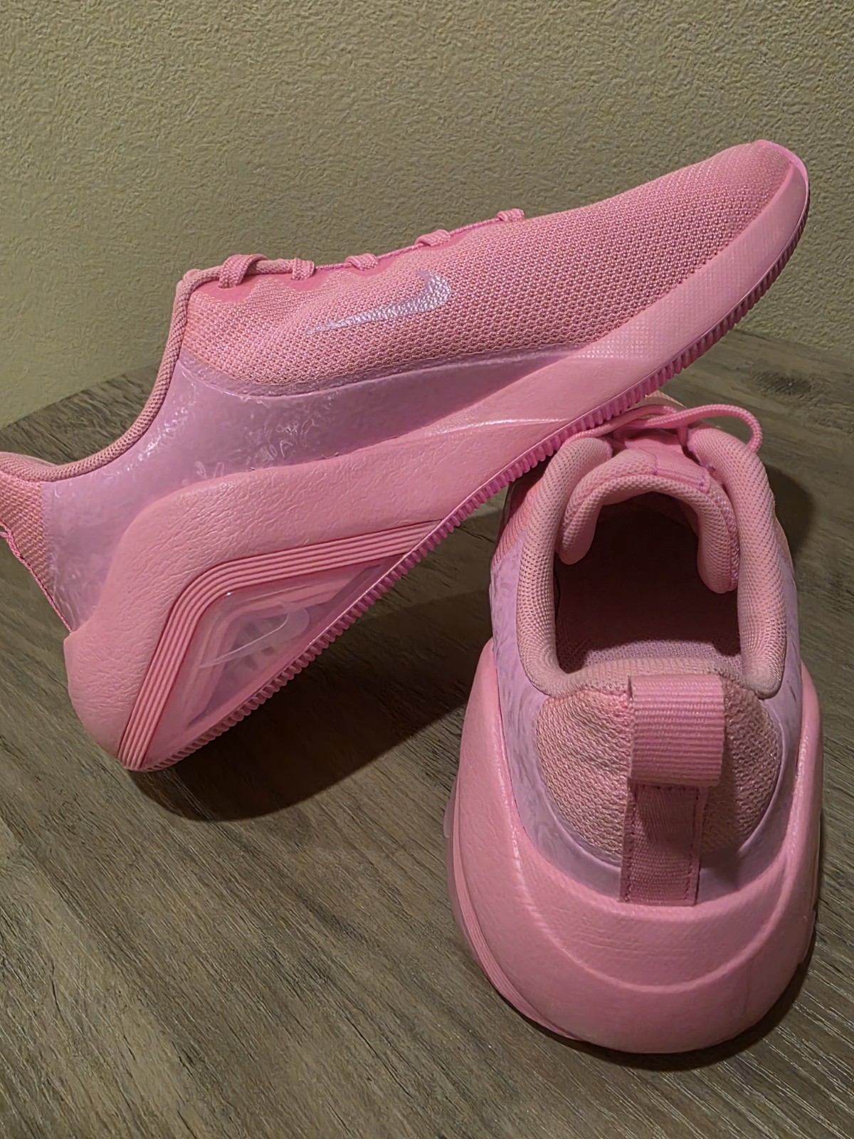 Women’s Nike Bella 7 Air Zoom Training Shoes Sneakers 🔥 Pink Spell, New Size 7 - Image 8