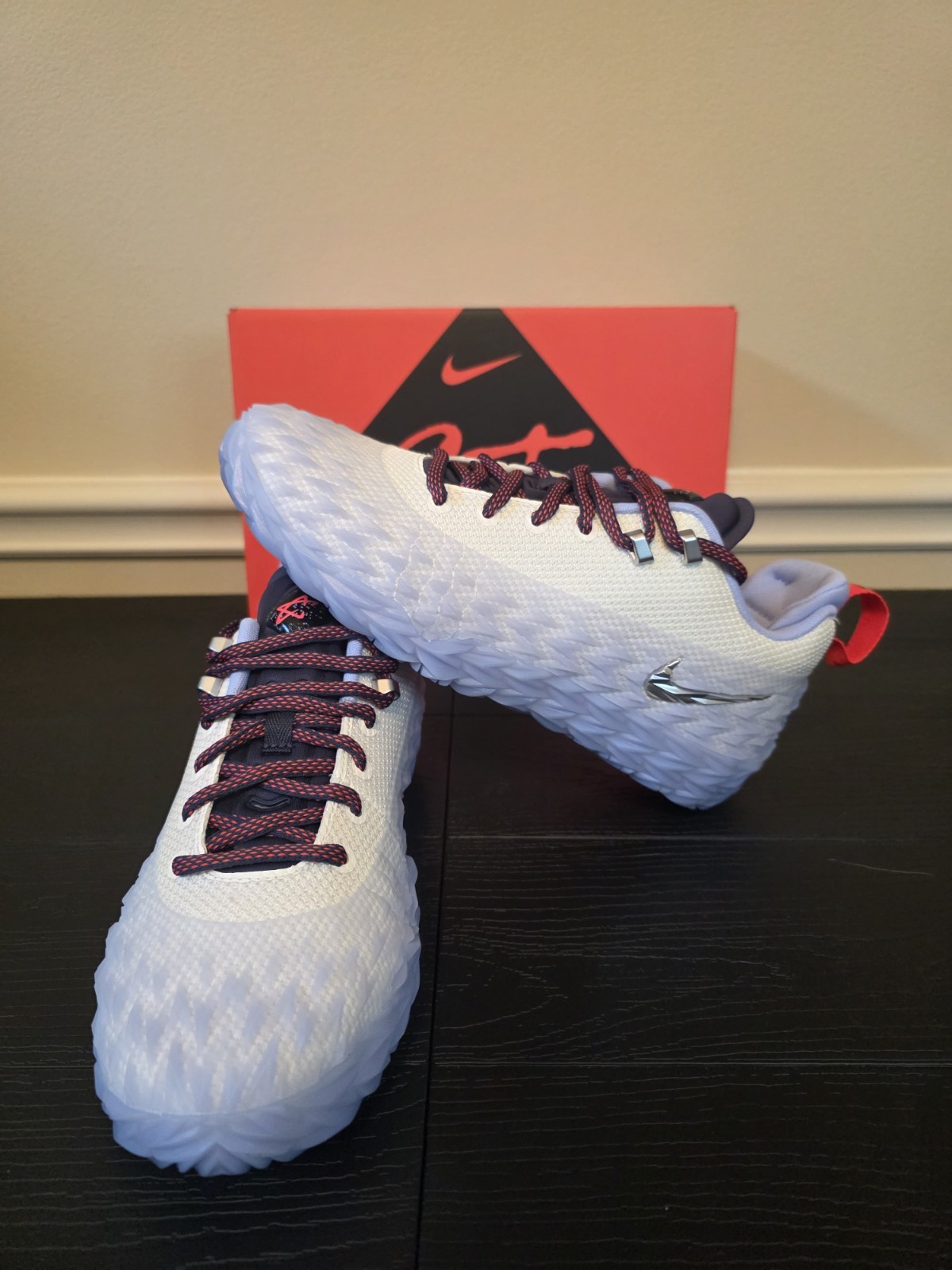 Nike S.T. Charge Detroit Tough Mens Low Top Sneakers White/Silver/Red IZ6736-100 - Image 3