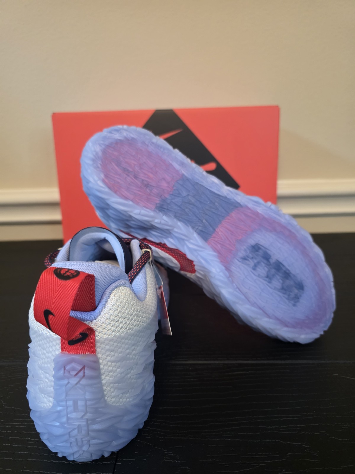 Nike S.T. Charge Detroit Tough Mens Low Top Sneakers White/Silver/Red IZ6736-100 - Image 9