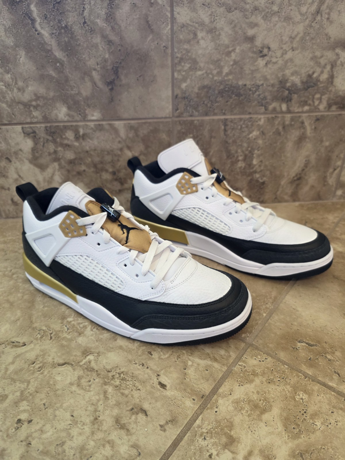 Nike Air Jordan Spizike Low White Gold Black FQ1759-108 Mens Size 13 box w/o lid