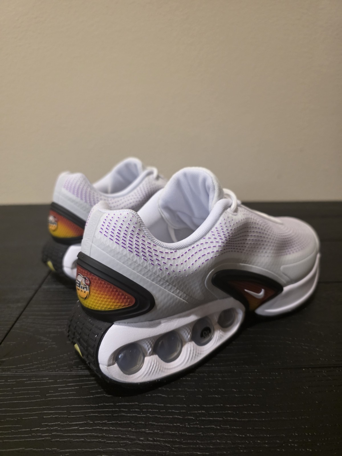 Nike Air Max DN Low Top Photon Dust White Metallic Silver DV3337-101 - Image 10