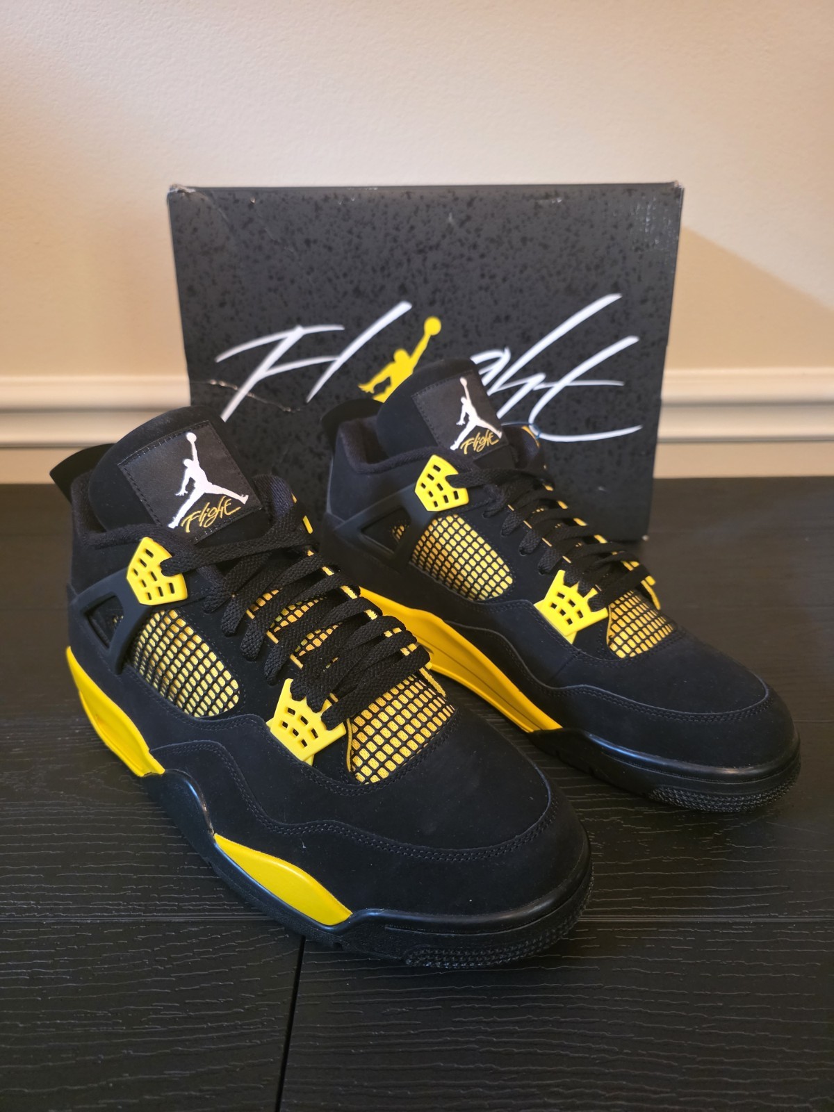 Jordan Air Jordan 4 Retro Thunder Black/Tour Yellow Men's Sneakers DH6927-017 - Image 4