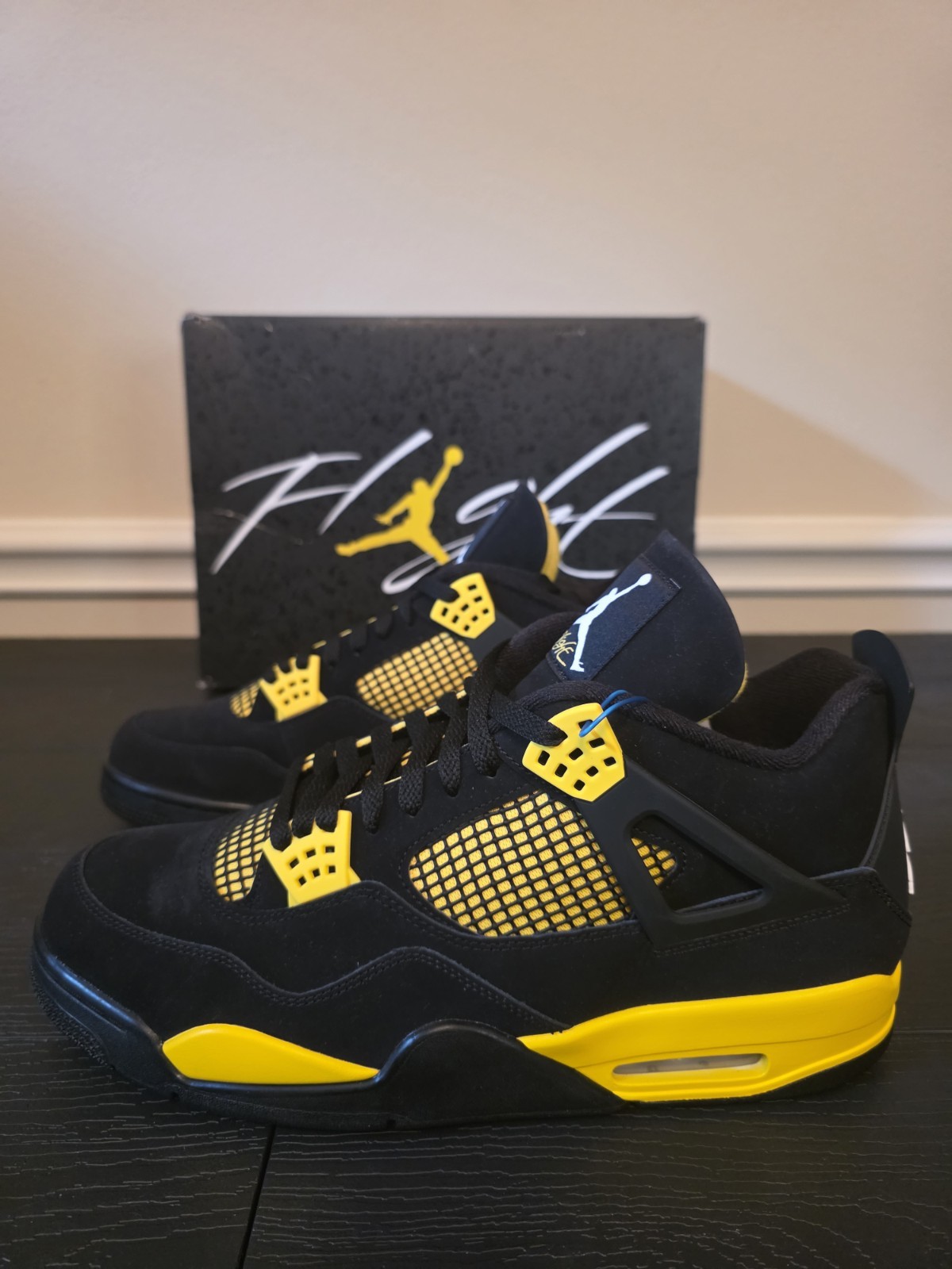 Jordan Air Jordan 4 Retro Thunder Black/Tour Yellow Men's Sneakers DH6927-017 - Image 6