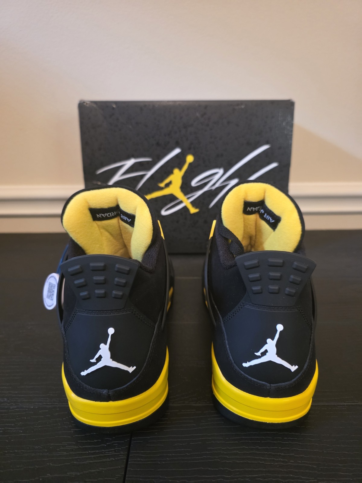 Jordan Air Jordan 4 Retro Thunder Black/Tour Yellow Men's Sneakers DH6927-017 - Image 8