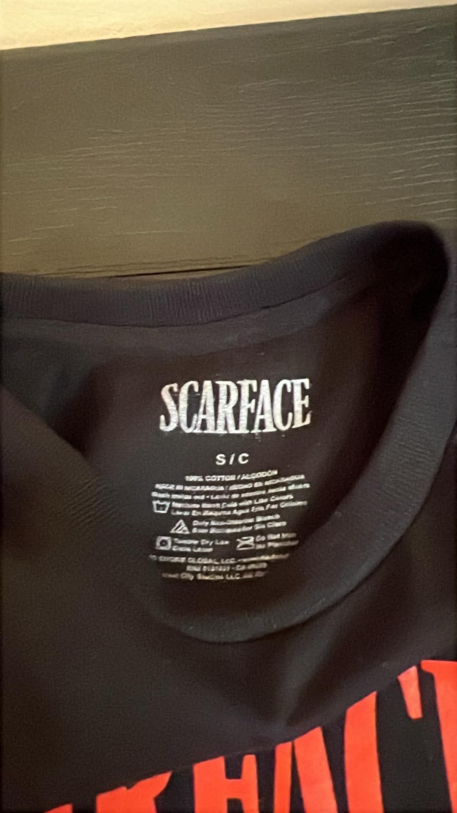 Scarface The World Is Yours Black Graphic T-Shirt Red Logo, Men's Size S/C - Image 3