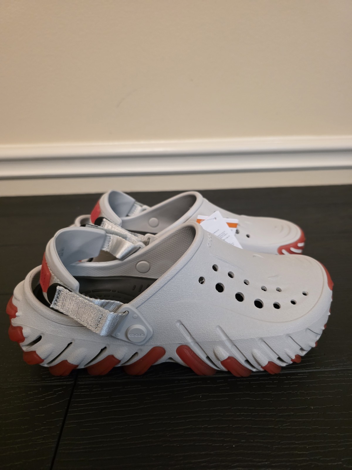 Crocs Echo Icey Ro Clog Unisex Men’s 6 / Wm 8 Gray/Red Rubber Slip-On 211458-1FT - Image 2
