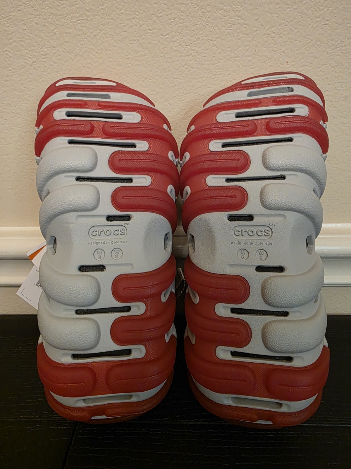 Crocs Echo Icey Ro Clog Unisex Men’s 6 / Wm 8 Gray/Red Rubber Slip-On 211458-1FT - Image 5