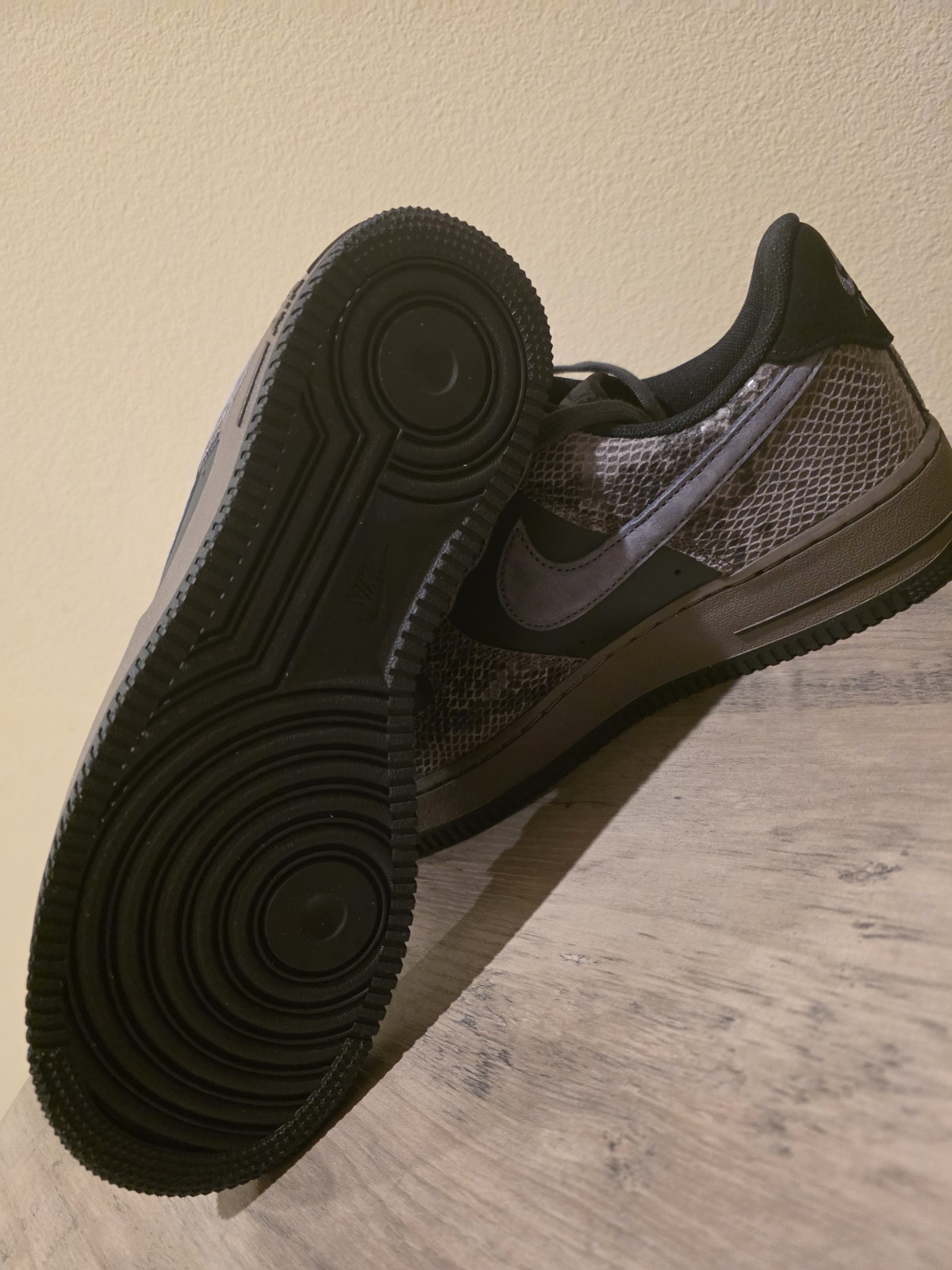 Nike Air Force 1 Low Off Noir Snakeskin HF2898-001 Men's Size 11.5 New with box - Image 4