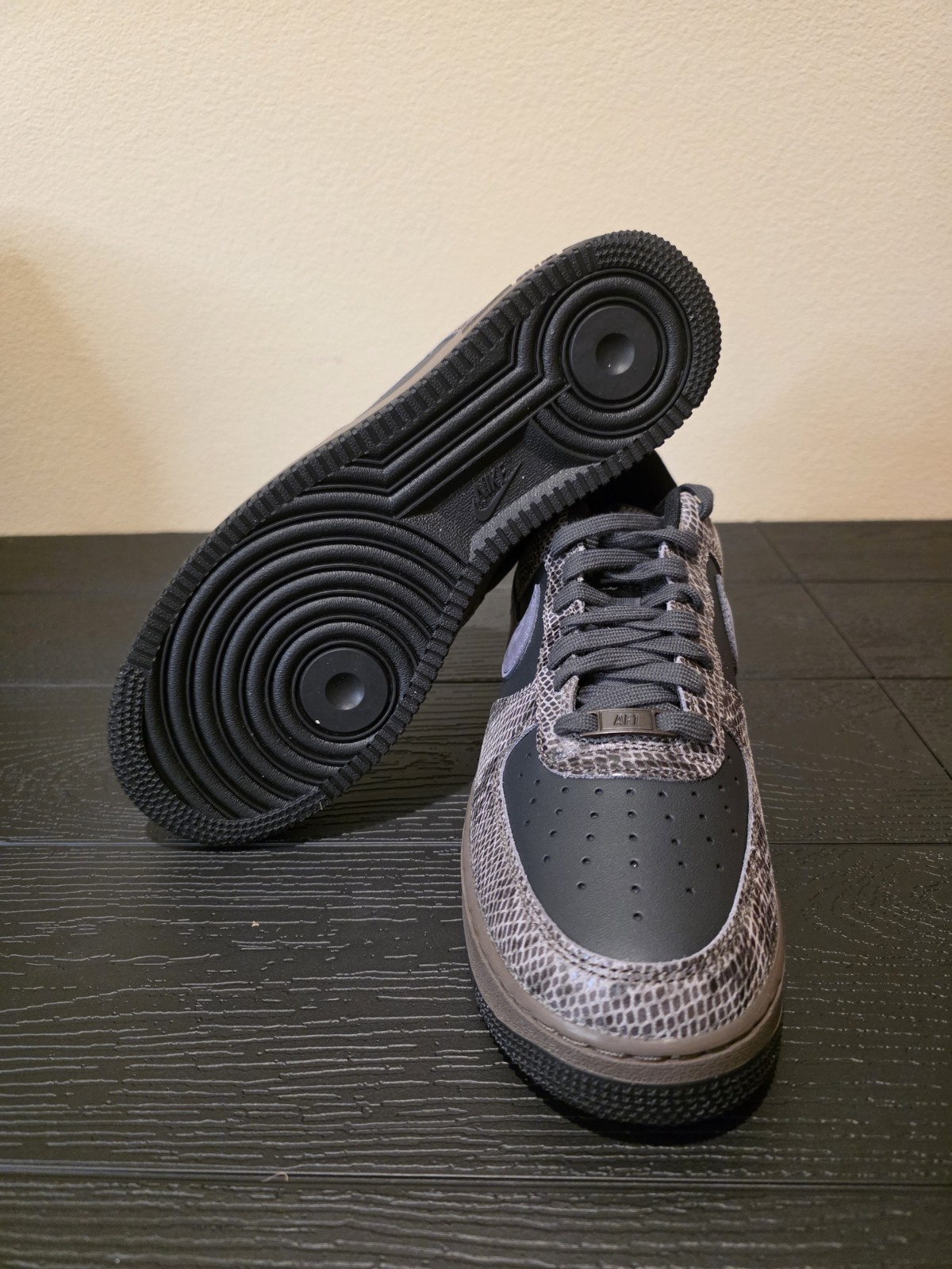 Nike Air Force 1 Low Off Noir Snakeskin HF2898-001 Men's Size 9 New with box 🔥 - Image 11