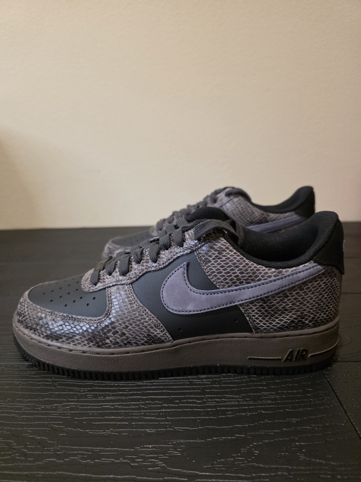 Nike Air Force 1 Low Off Noir Snakeskin HF2898-001 Men's Size 9 New with box 🔥 - Image 15