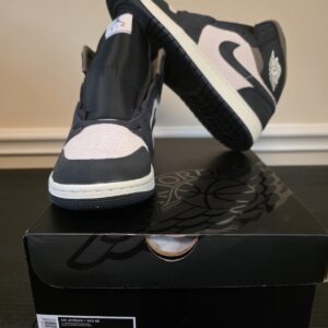 Jordan Air Jordan 1 Mid SE Off Noir Medium Olive HV4091-102 Men's 10.5 Sneaker