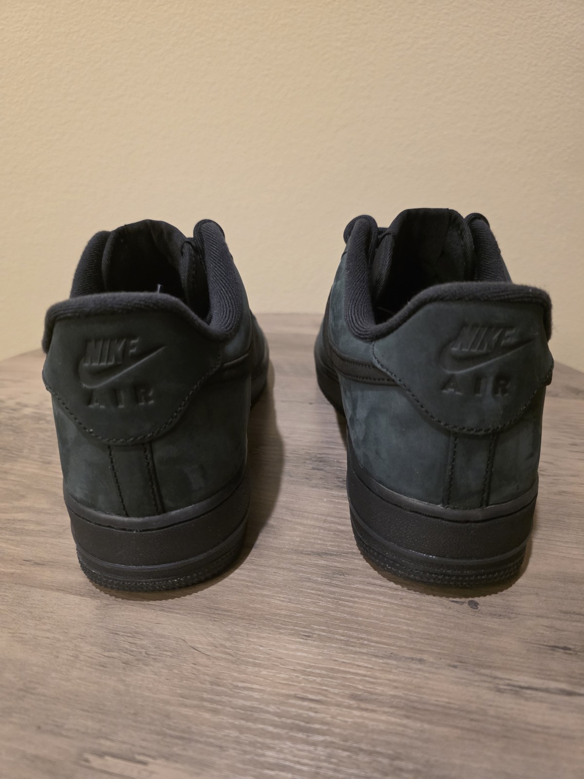 New Size 11.5 Nike Air Force 1 Low Triple Black Nubuck CJ9179-001 Box w/o Lids - Image 4