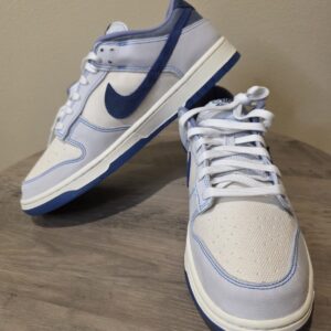 Nike Dunk Low SE 'White Blue Void' (IB6752-101) Men's Size 11 New box no lids