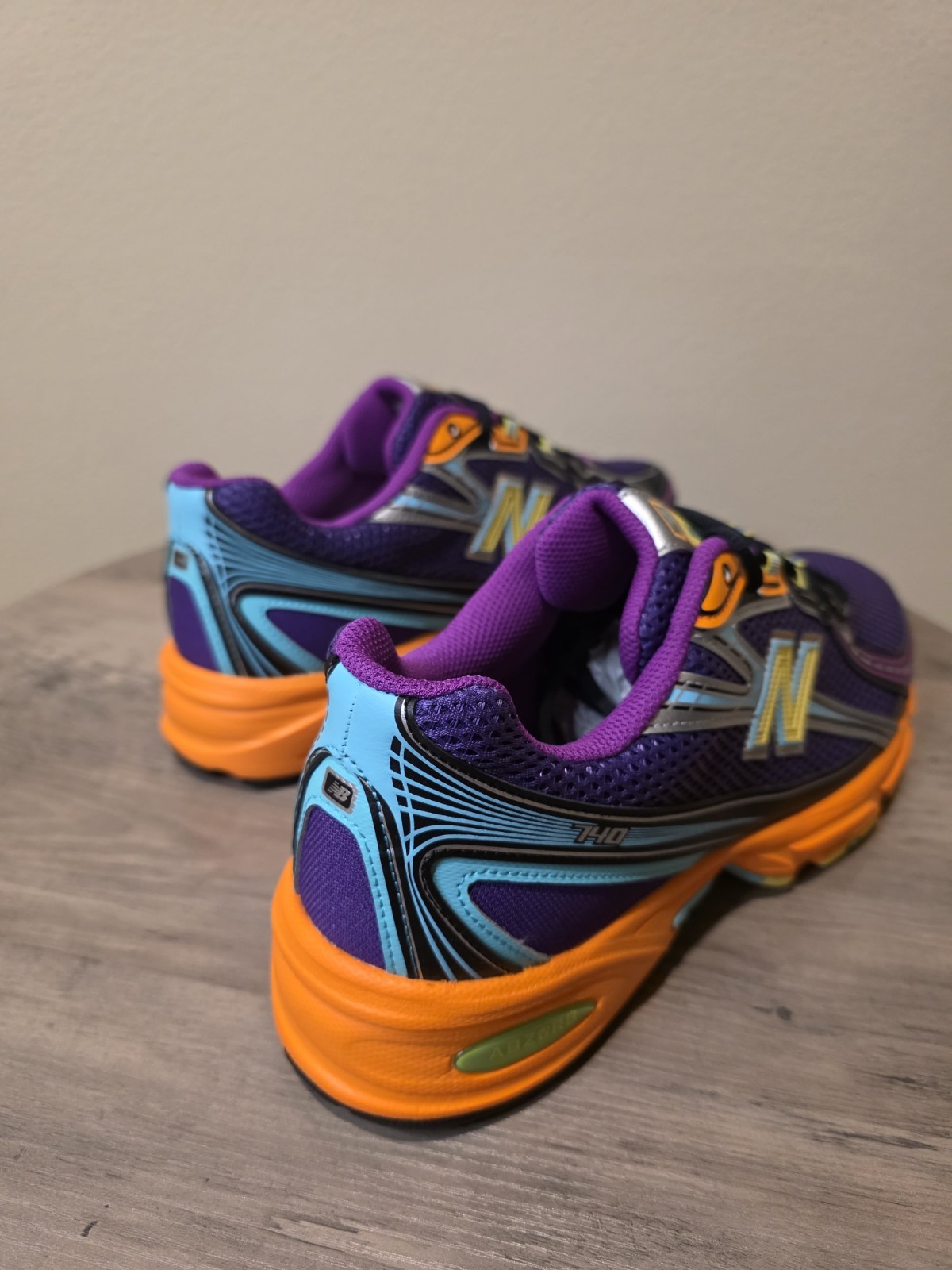 New Balance Men's Concord Grape Sun Glow U740MC2 Men Size 11 Brand New in Box 🔥 - Image 11