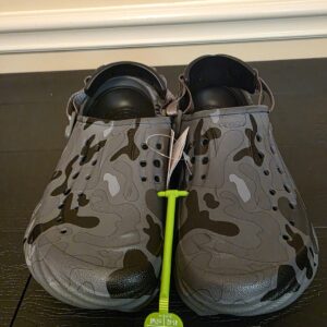 Crocs Echo Duck Camo Clog Men's US 8 Gray/Black Slip-On Strap 211981-082