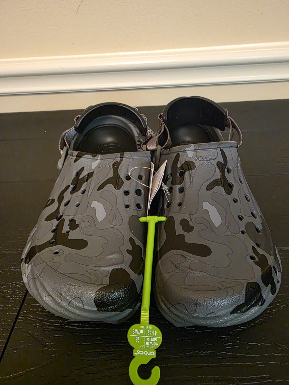 Crocs Echo Duck Camo Clog Men's US 8 Gray/Black Slip-On Strap 211981-082