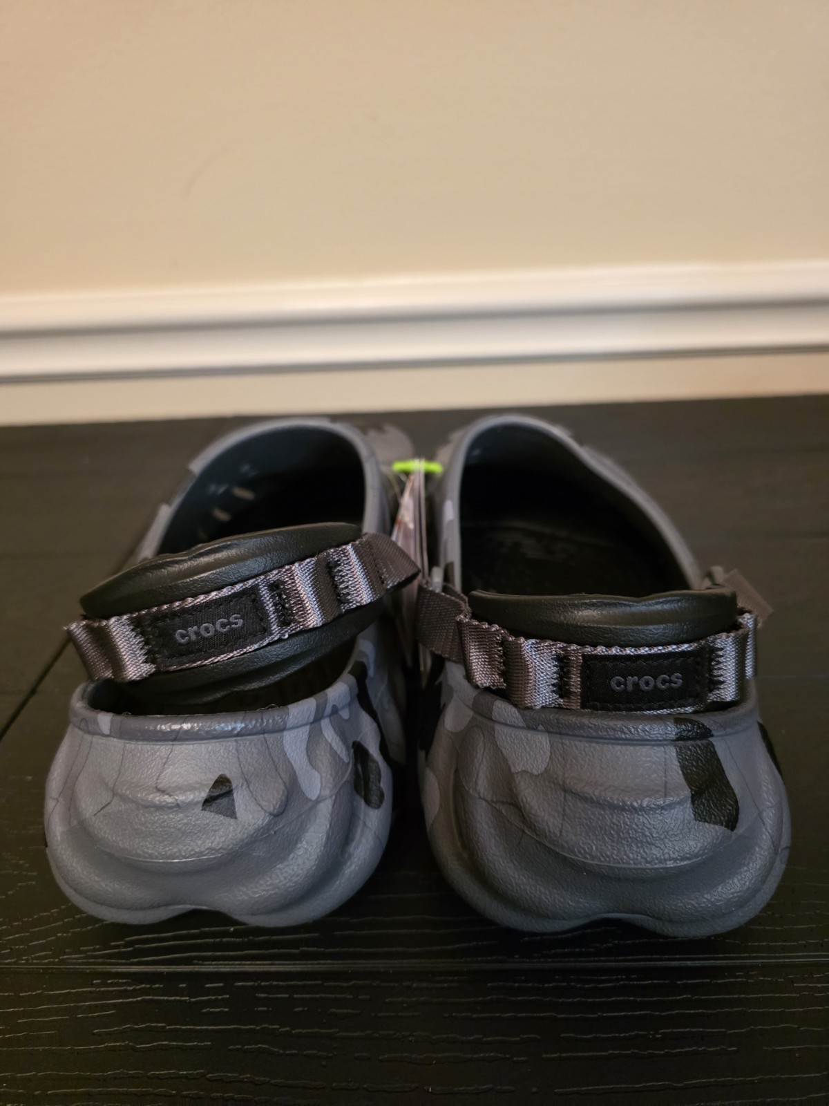 Crocs Echo Duck Camo Clog Men's US 9 Gray/Black Slip-On Synthetic 211981-082 - Image 4