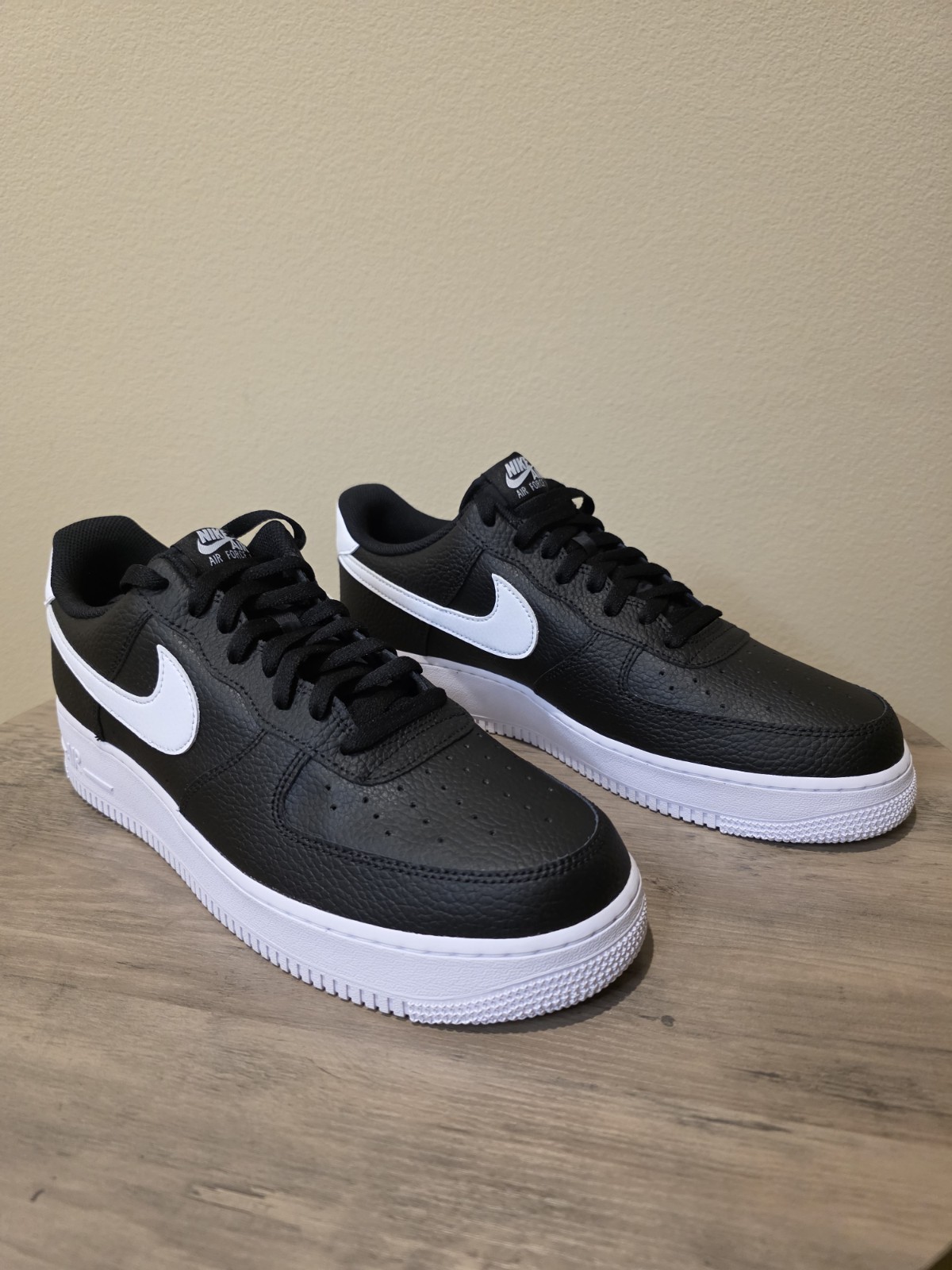 Nike Air Force 1 '07 Shoes Pebbled Leather Black White Men's sz 13 New w/o lid - Image 2