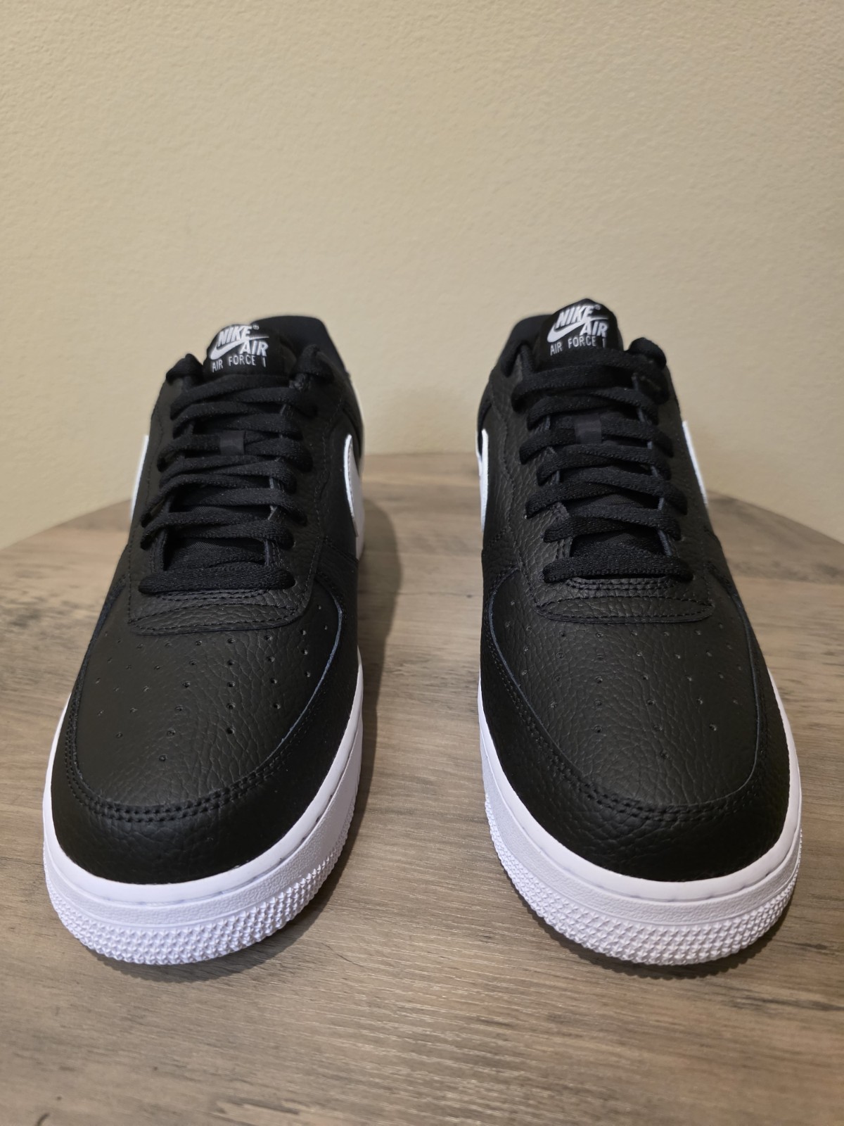 Nike Air Force 1 '07 Shoes Pebbled Leather Black White Men's sz 13 New w/o lid - Image 5