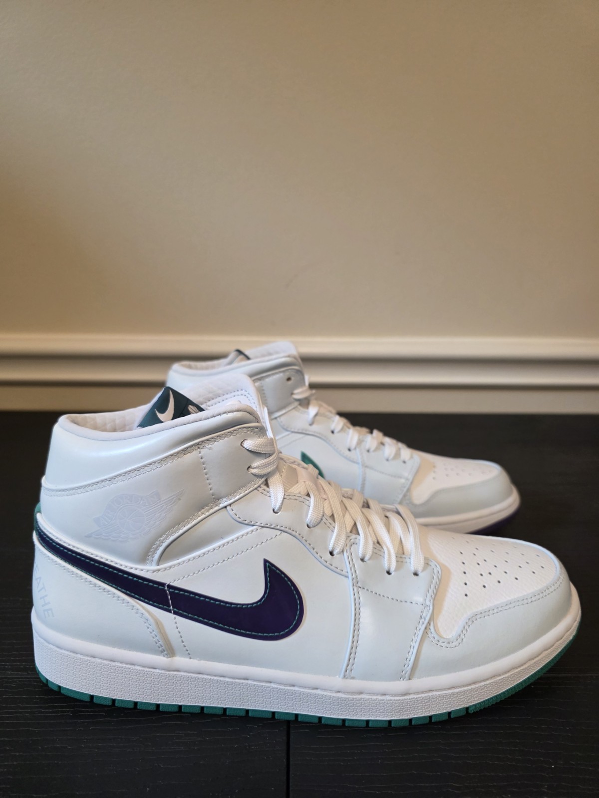 Jordan Air Jordan 1 Mid SE Luka Doncic Pregame Pack Mindfulness CW5853-100 - Image 4