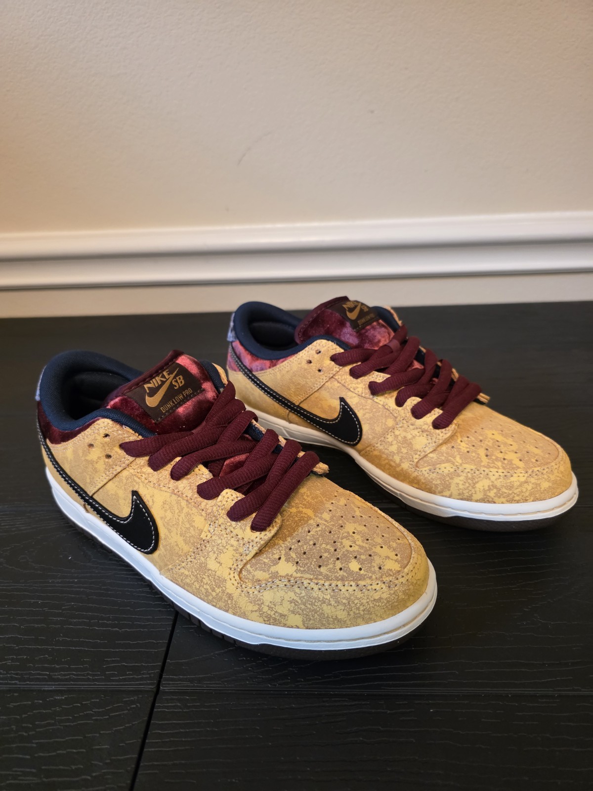 Nike SB Dunk Low Pro Celestial Gold/Black Skate Shoes FZ1278 200 Men's US 7.5 - Image 3