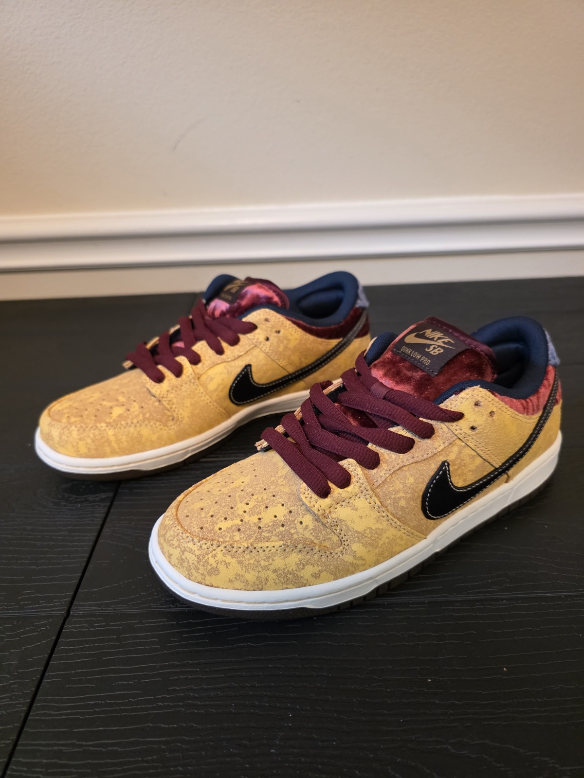 Nike SB Dunk Low Pro Celestial Gold/Black Skate Shoes FZ1278 200 Men's US 7.5 - Image 4